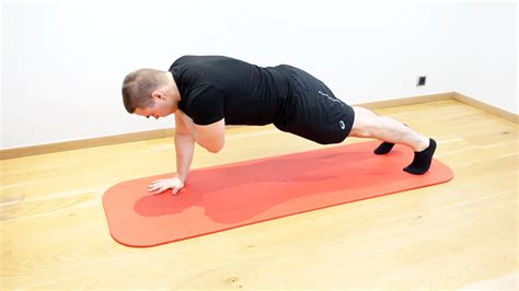 Vidéo d exercice Gainage dynamique main sur l épaule