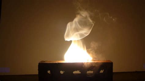 Burning Magnesium Metal Youtube