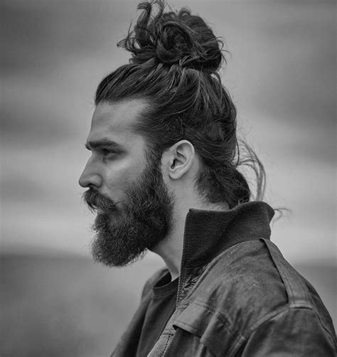 10 Cool Man Bun Looks for Bearded Guys