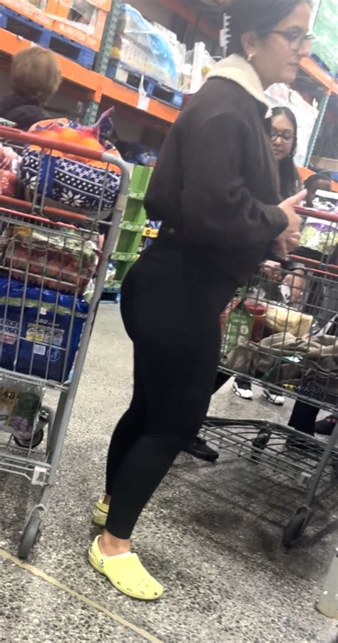 PHAT ASS INDIAN DESI BUBBLE W VID O C Spandex Leggings Yoga Pants Forum