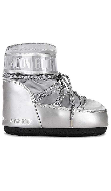 Moon Boot Icon Low Glance Boot In Metallic Silver Editorialist