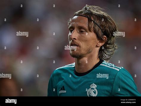 Real Madrids Luka Modric High Resolution Stock Photography And Images