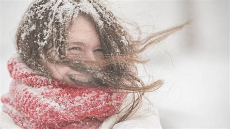 C Mo Nutrir Y Cuidar El Cabello En Invierno Para Que No Se Da E Con El Fr O