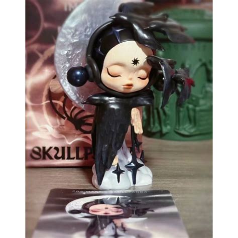 Asari Popmart SKULLPANDA ชดกลองปรศนา การตนคอมมก และลงคซอน