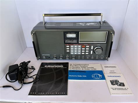 Grundig Satellit 800 Millennium Shortwave AM FM Radio World Wide