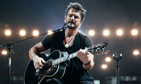 Ricardo Arjona Se Retira De Los Escenarios Por Problemas De Salud Con