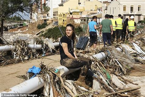 Shocking Footage Reveals First Moments Of Valencia Flood Disaster And