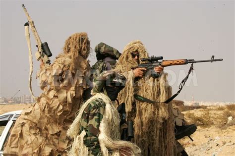 Inilah Foto Foto Unit Sniper Brigade Al Qassam Yang Ditakutkan Zionis