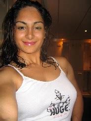 Mercedes Khani Exotic Fitness Model Hot Fitness Model Gallery