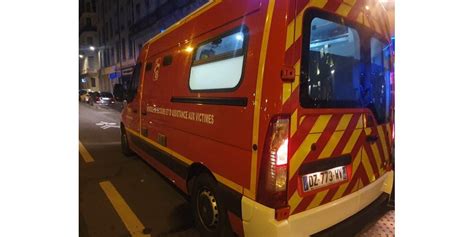 Métropole De Lyon À Villeurbanne Une Cinquantaine De Personnes évacuées Pour Trois Voitures