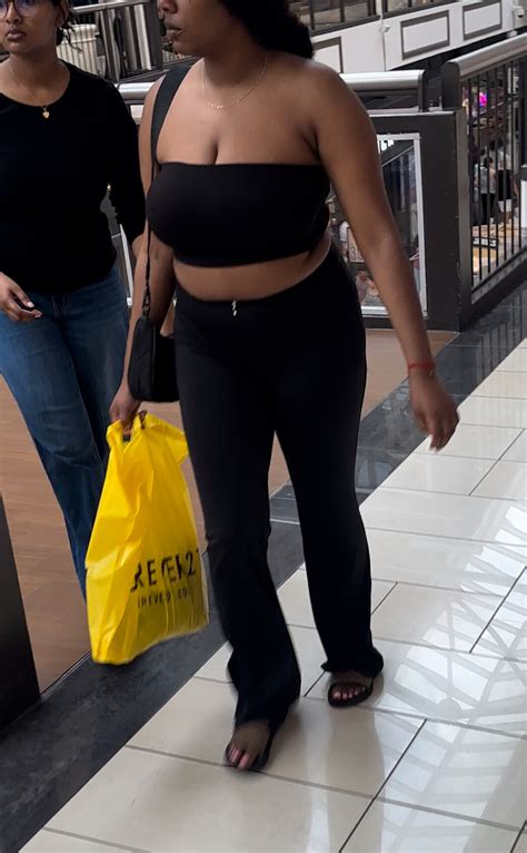 Excellent Mall Haul Ass Tits Galore Oc Short Shorts