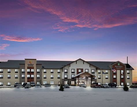 Comfort Inn & Suites Gaylord Michigan | Official Site