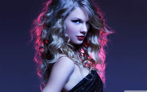 [200+] Taylor Swift Wallpapers | page 4 | Wallpapers.com