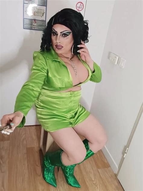 Gorgeous Mature Cd Cum For You At Saint Patrickk Shemale Porn Feat