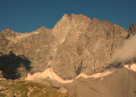 Refuge De Font Turbat Auvergne Rh Ne Alpes Tourisme