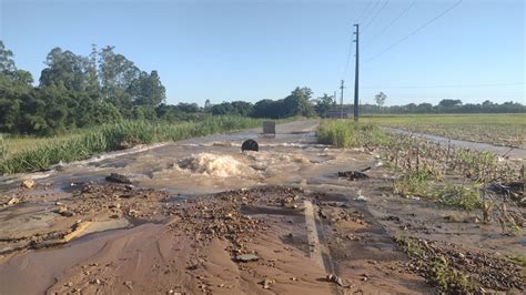 Novo rompimento de adutora deixa região carbonífera sem água