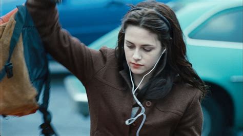 Bella Twilight trailer 3 HQ - Bella Swan Image (2558095) - Fanpop