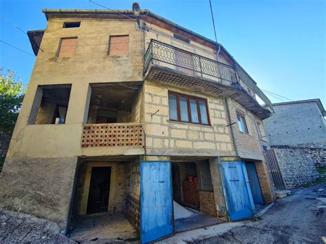 Casa Autonoma Con Cantine E Garage Majellacase