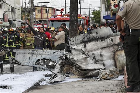 Tragedia En Ecuador Dos Muertos Tras Estrellarse Una Avioneta En Las