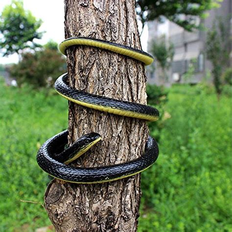 Homdipoo Realistic Fake Rubber Toy Snake Black Fake Snakes That Look