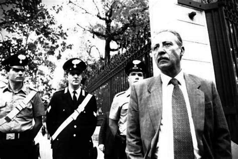 Ricordando Il Sacrificio Di Paolo Borsellino E Degli Agenti Della