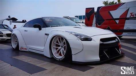 Nissan Gtr Liberty Walk - amazing photo gallery, some information and ...