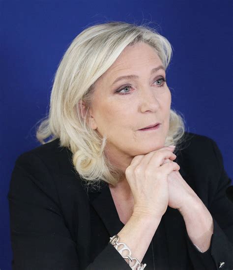 Photo Marine Le Pen candidate aux élections présidentielles pour le