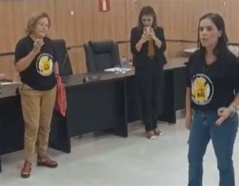 Grupo De Mulheres Denuncia Assédio Na Prefeitura De Vespasiano Estado