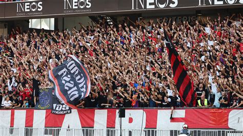 La Barre Des Supporters Franchie Ans De Lallianz Riviera