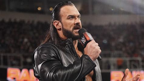 La ex estrella de la WWE dice que Drew McIntyre lo está matando en la