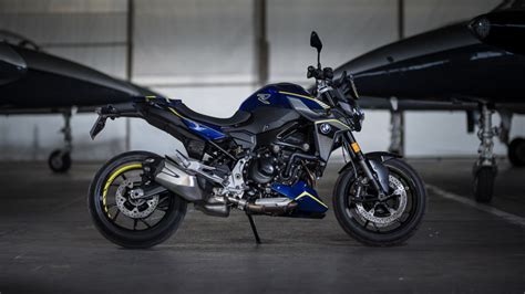 Bmw Motorrad Reveal F 900 R Force Limited Edition Shifting Gears