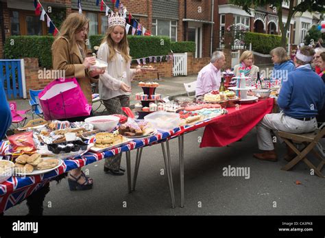 Street Party London Jubilee Hi Res Stock Photography And Images Alamy