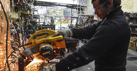 La actividad industrial de las pequeñas y medianas empresas subió un 2