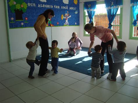 Escola Municipal De Educa O Infantil Rainha Do Mar Brincando De Cavalinho