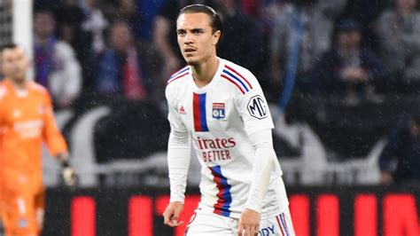 Ol Maxence Caqueret A Refus De S Envoler Pour Fulham