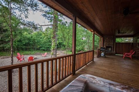 Honeymoon Suite | Broken Bow, OK | Blue Beaver Cabins