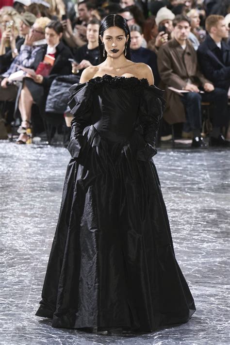 Pokaz Simone Rocha X Jean Paul Gaultier Na Wiosn Lato