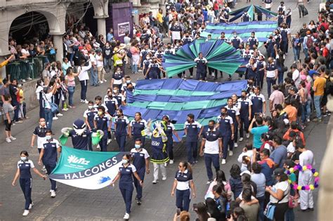 Atestigua Cuauht Moc Blanco Desfile C Vico Cultural Por El Cxii