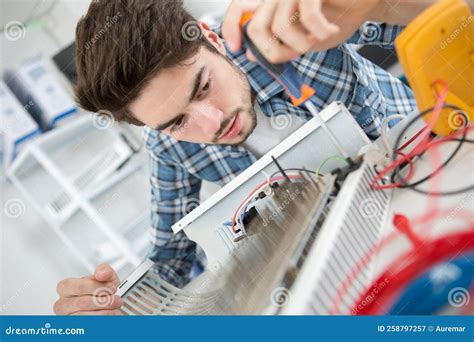 Installing Cooling System Cpu Stock Image - Image of connection, office ...