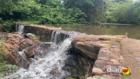 VÍDEO Alegria imensa comemora morador do sítio Cachoeirinha ao ver