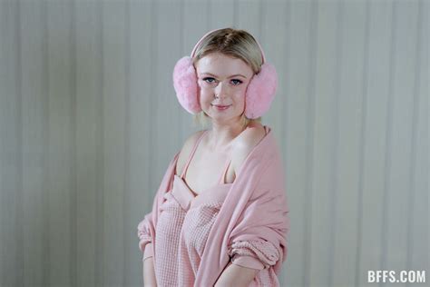 Snowed In Porn Picture Gallery PornHat