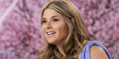 Jenna Bush Hager Had A Wild Wardrobe Malfunction On Live Tv