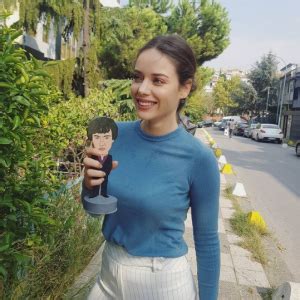 Zeynep Elcin Instagram Tozlu Mikrofon