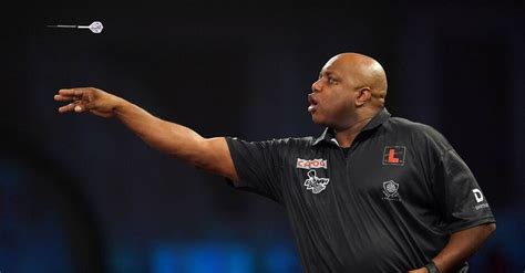 Wm In London Ex Baseballer Gates Erreicht Zweite Darts Runde Sport