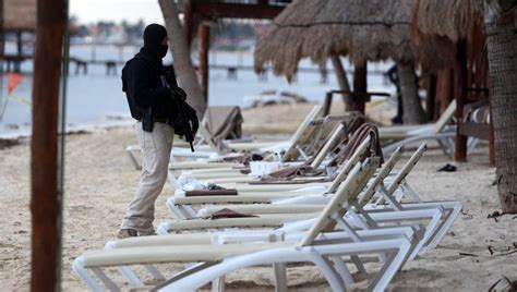 MESSICO Sparatoria Tra Narcos In Spiaggia 2 Morti E Panico Tra I