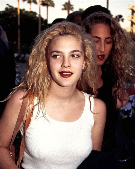 Drew Barrymore In The S Follow Cinemonkeys For More Punk Outfits