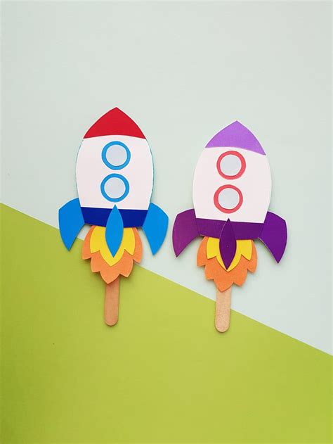 Super Easy Rocket Craft for Kids - Big Family Blessings