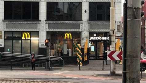 WROCŁAW Nowy McDonald s obsłużył już pierwszych klientów