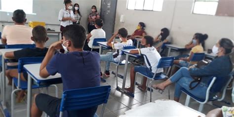 Semdes Realiza Palestra Pais De Alunos Da Escola Pedro Vieira Em