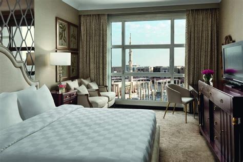 Luxury Rooms & Suites in Madinah | Anwar Al Madinah Mövenpick